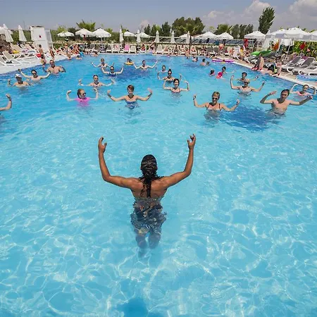 Hotel Dream World Aqua 5*