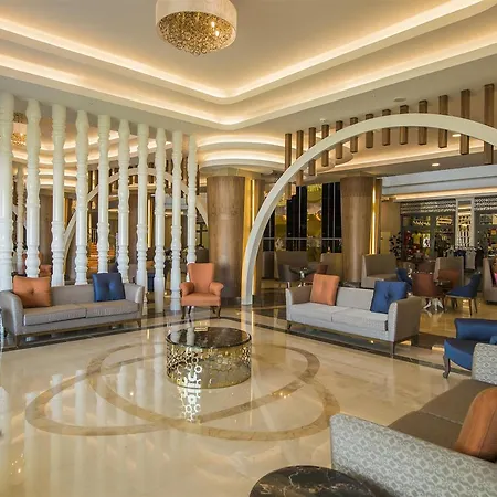 Dream World Aqua Hotel Side