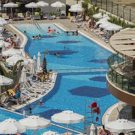 Dream World Aqua Hotel 5*