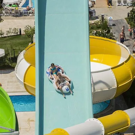 Dream World Aqua Hotel