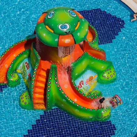 Hotel Dream World Aqua Sidé