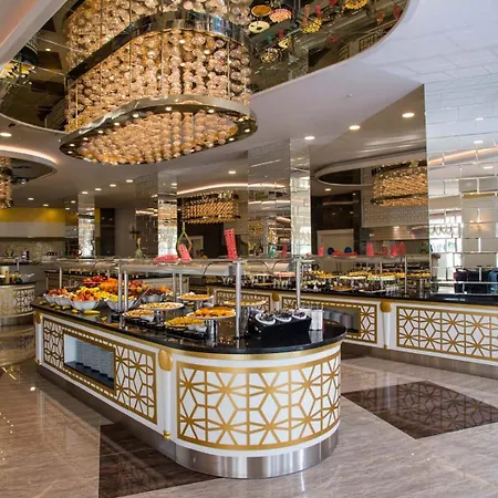 Dream World Aqua Hotel Sidé