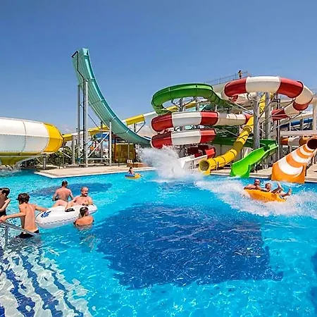 Hotel Dream World Aqua