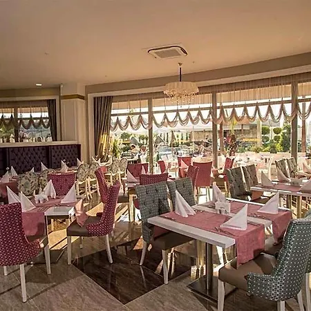 Dream World Aqua Hotel 5*