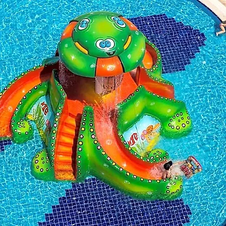 Dream World Aqua Hotel