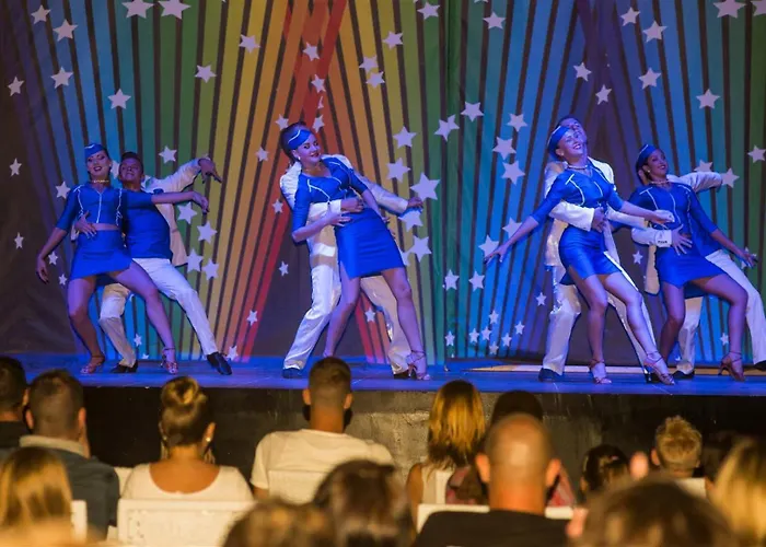 Dream World Aqua 5* Side