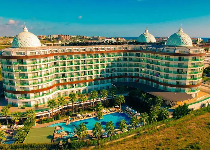 Dream World Aqua Hotel 5*