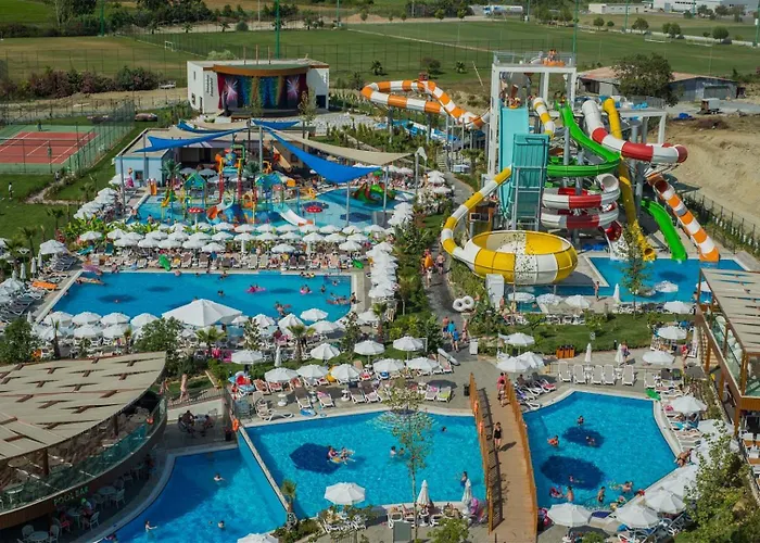 Dream World Aqua Hotel