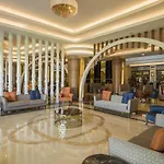 Dream World Aqua Hotel Side