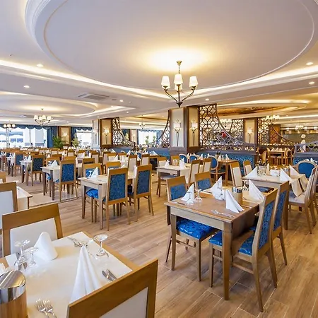 Otel Dream World Aqua 5*